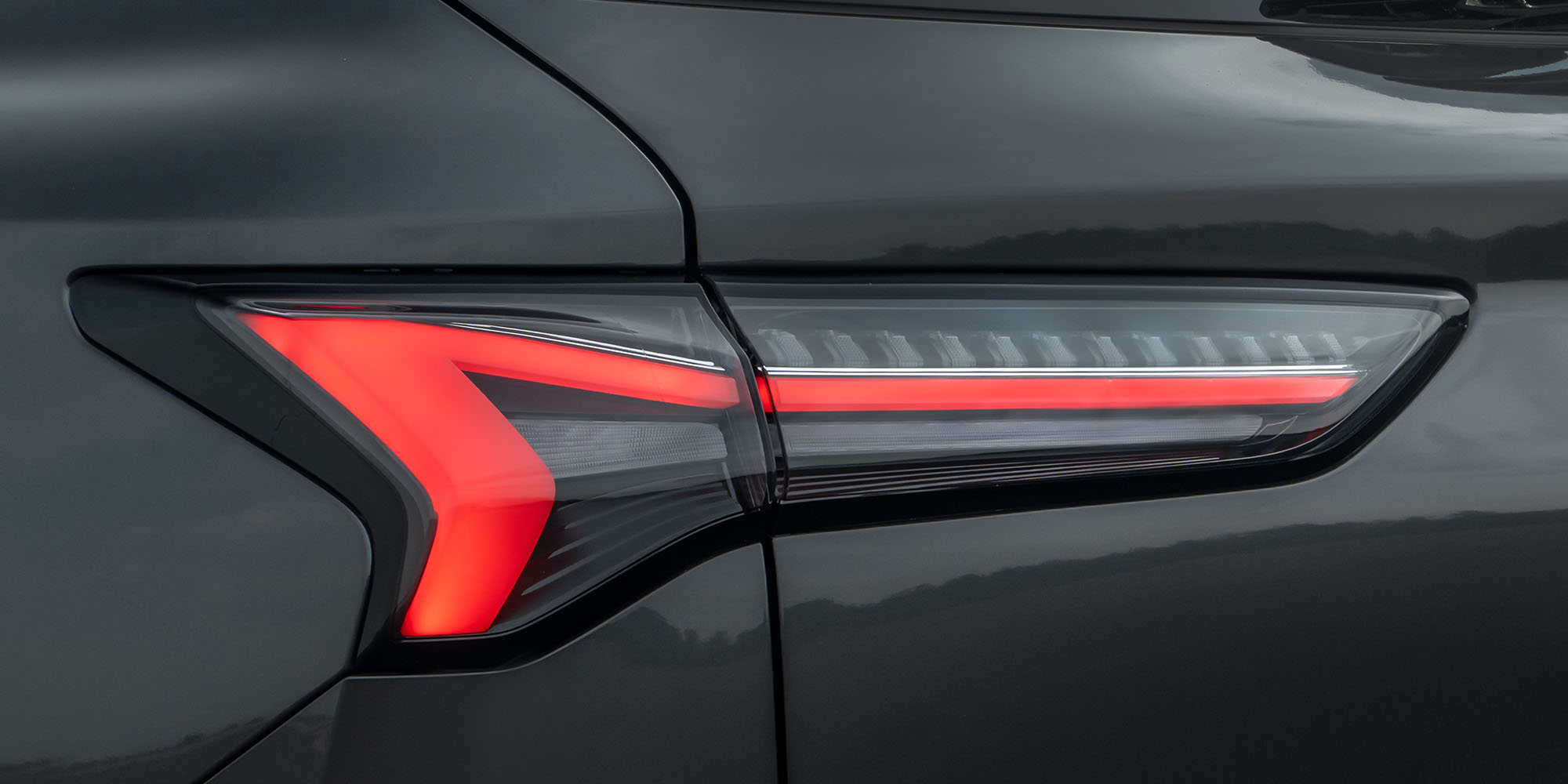 Faro trasero LED Captiva EV con diseño moderno